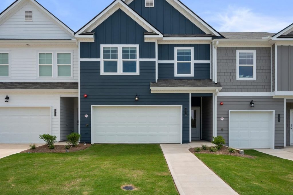 Modern townhomes at The Collection at Walden Park by Rockhaven Homes.